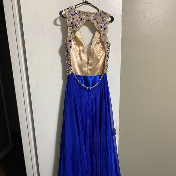 Royal Blue size 8 prom dress - Picture 2 of 2